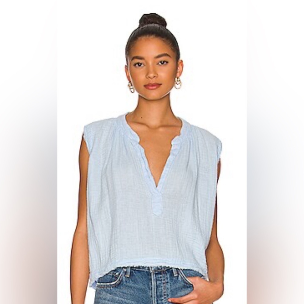 The Pants Store Olivaceous blue gauze shirt vneck raw hem women’s size M/Medium
